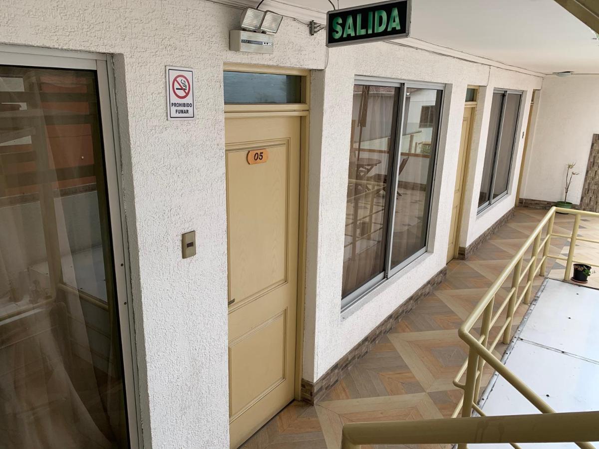 איקוויקה Hostal Sol Del Pacifico מראה חיצוני תמונה